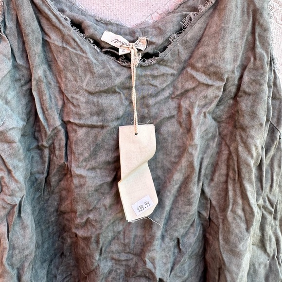 Mystree Tank Top - Picture 3 of 3